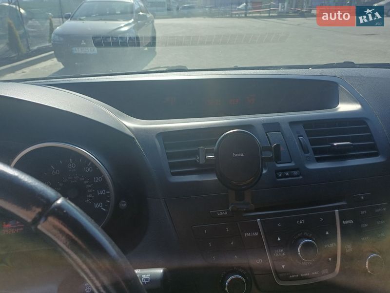 Минивэн Mazda 5 2015 в Ивано-Франковске