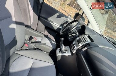 Минивэн Mazda 5 2006 в Киеве