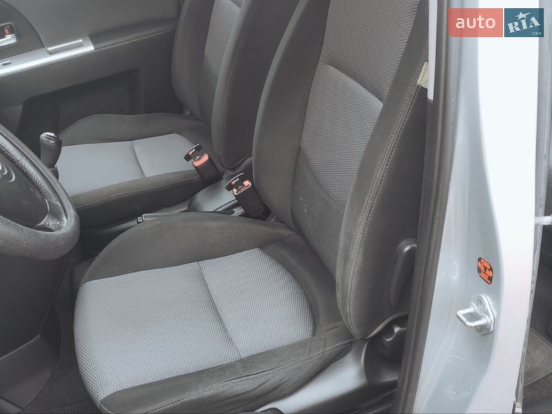 Мінівен Mazda 5 2005 в Миколаєві