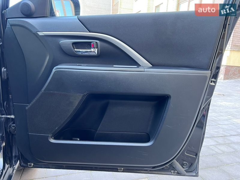 Мінівен Mazda 5 2011 в Тернополі фото 50 Мінівен Mazda 5 2011 в Тернополі