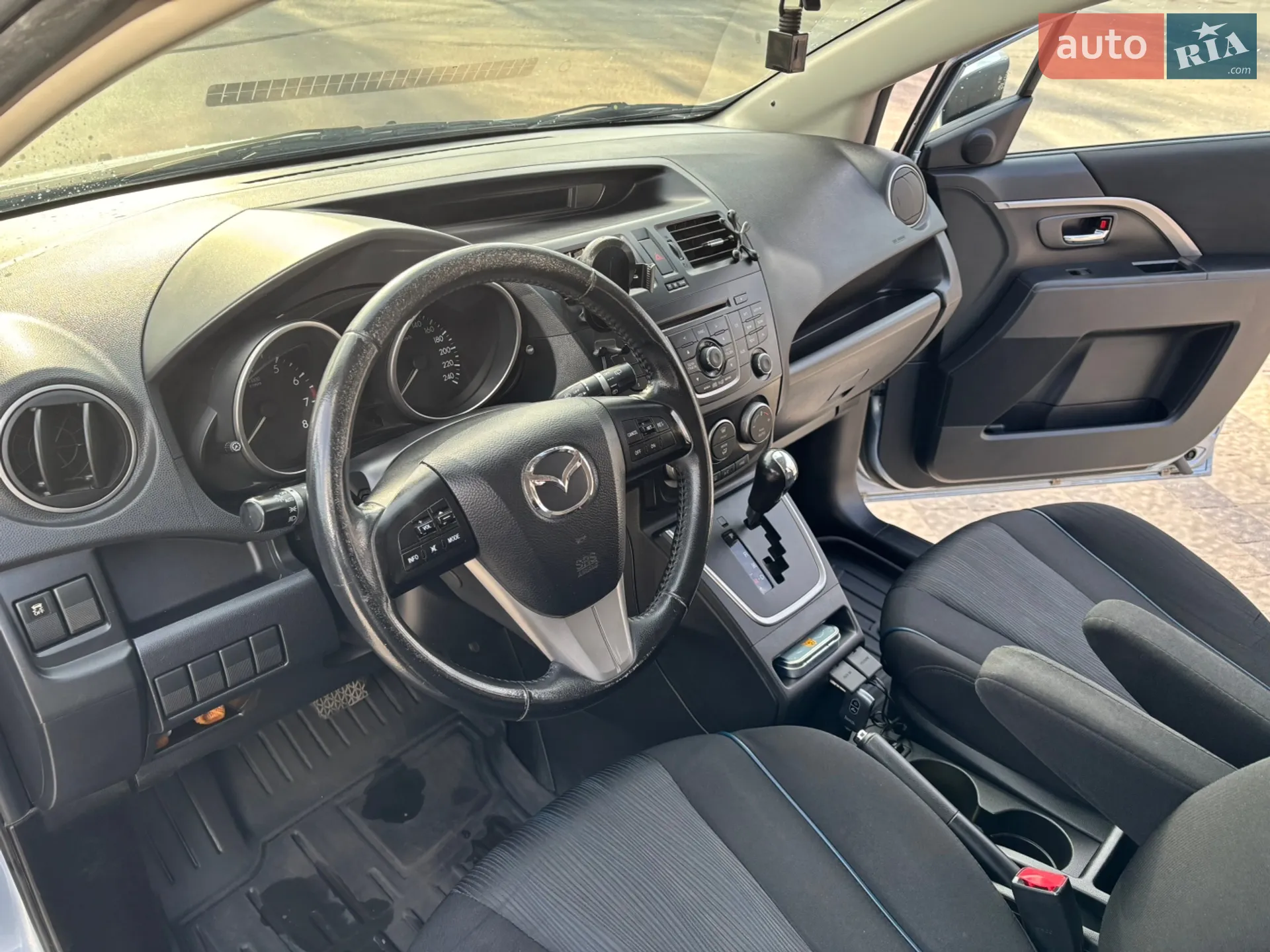 2011 Mazda 5 - мініатюра 17