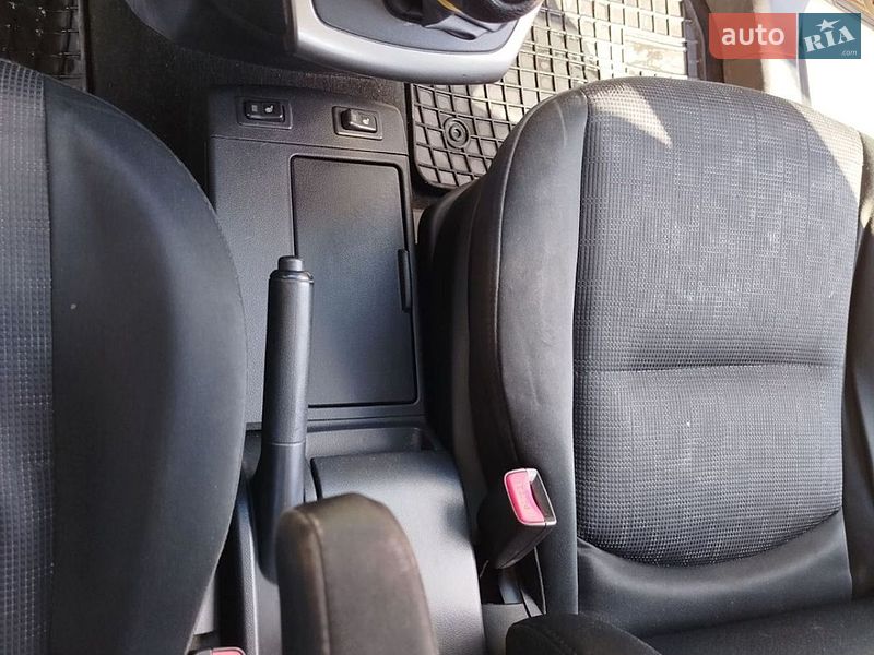 Мінівен Mazda 5 2008 в Одесі