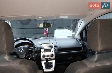 Минивэн Mazda 5 2006 в Остроге