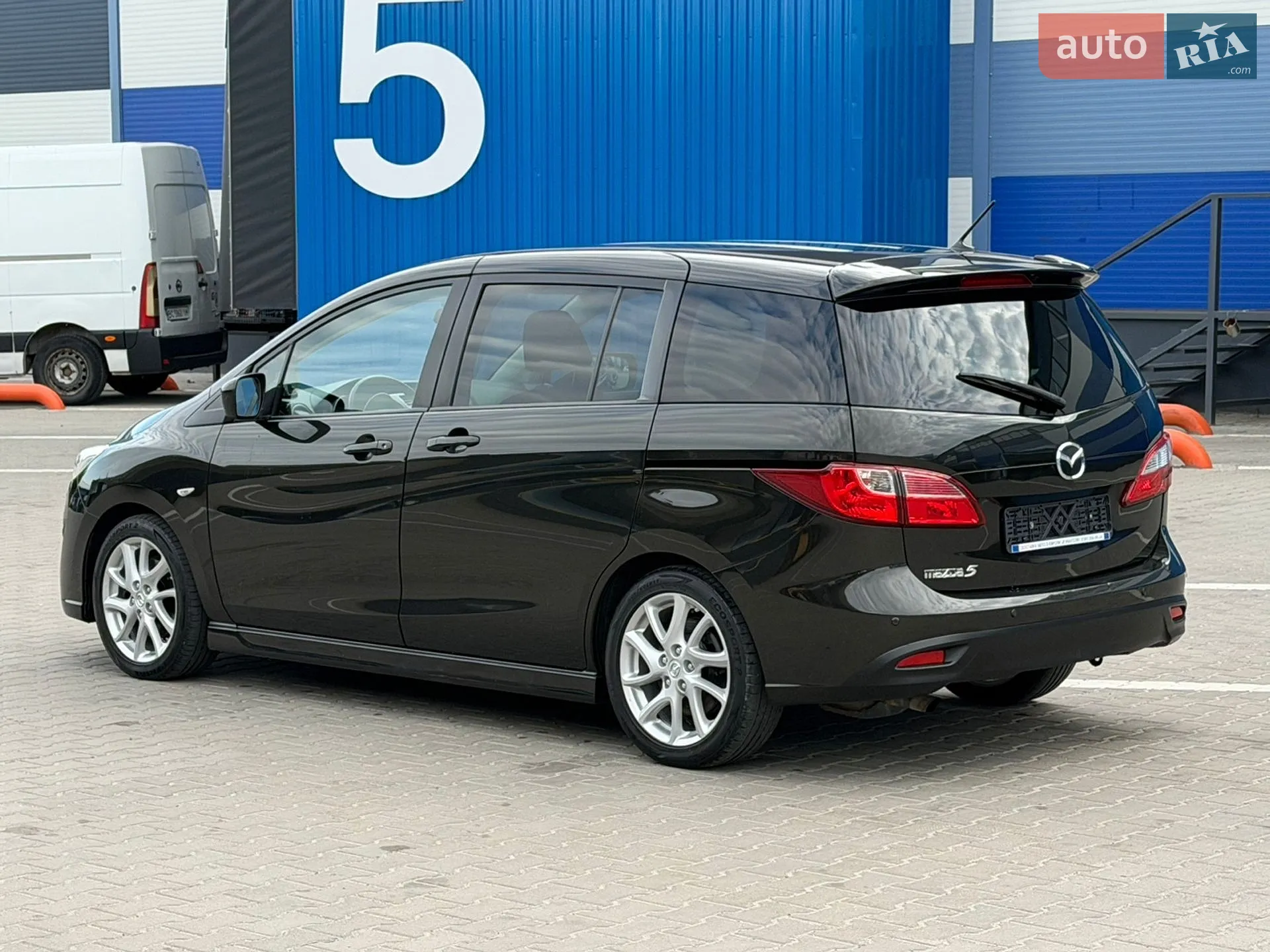 2011 Mazda 5 - мініатюра 7