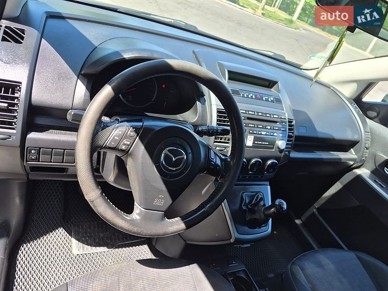 Минивэн Mazda 5 2008 в Киеве
