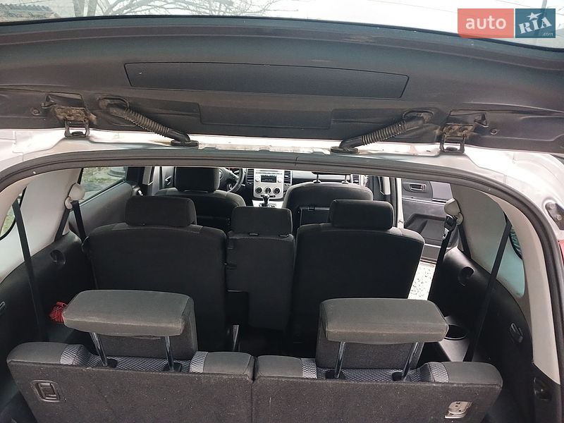 Минивэн Mazda 5 2005 в Киеве