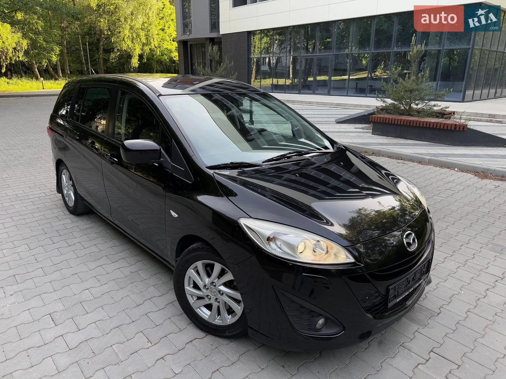2011 Mazda 5 - мініатюра 2