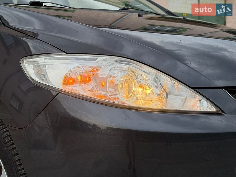 Минивэн Mazda 5 2006 в Стрые