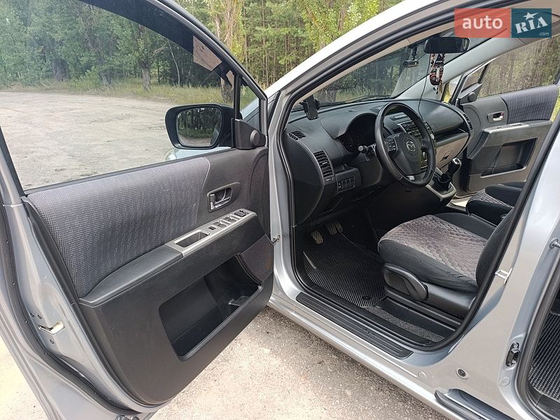 Минивэн Mazda 5 2010 в Ахтырке