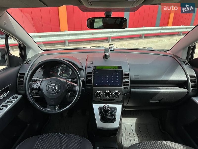 Мінівен Mazda 5 2007 в Києві