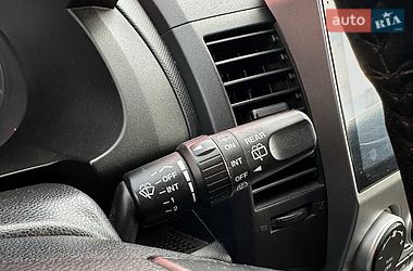 Мінівен Mazda 5 2007 в Києві