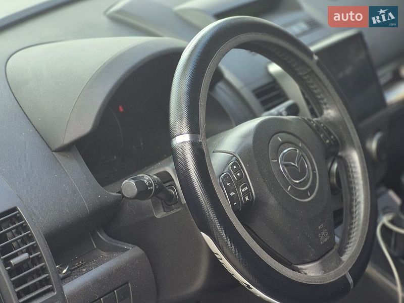 Минивэн Mazda 5 2009 в Житомире