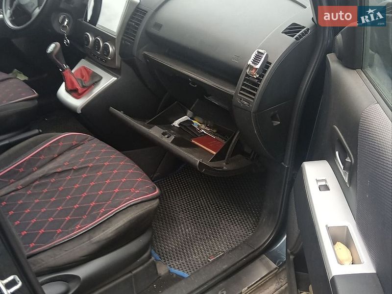 Mazda 5 2005 Mazda 5 2005