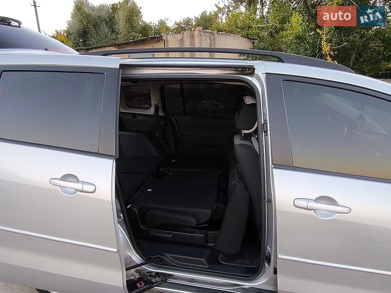 Минивэн Mazda 5 2006 в Подольске