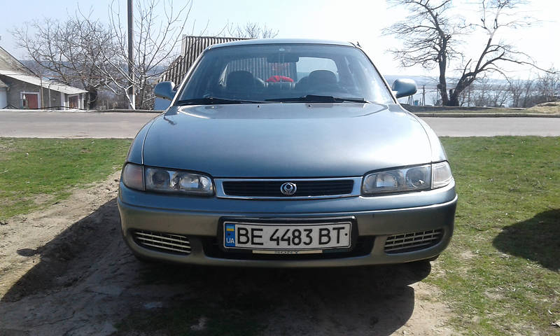 Mazda 626 1996 года