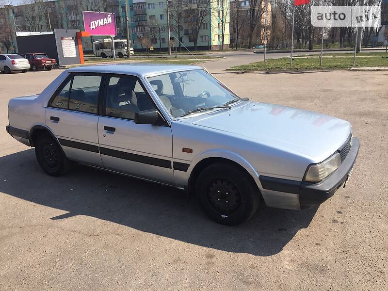 Mazda 626 coupe 1986