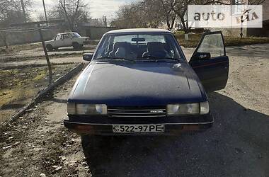 Седан Mazda 626 1986 в Дунаевцах