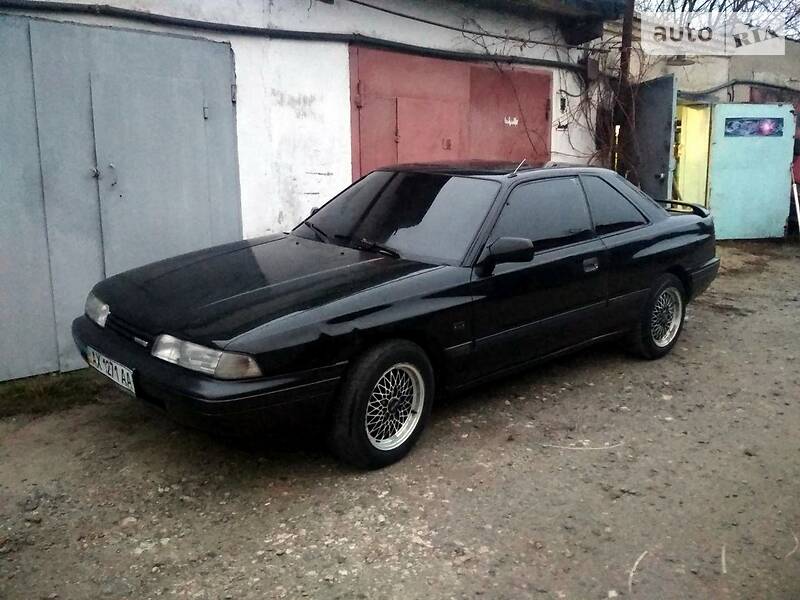 Купе Mazda 626 1990 в Волочиске