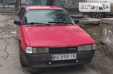 Хетчбек Mazda 626 1986 в 