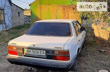 Седан Mazda 626 1987 в Одессе