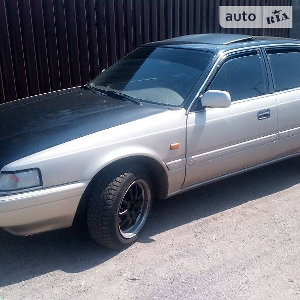 Лифтбек Mazda 626 1988 в Запорожье