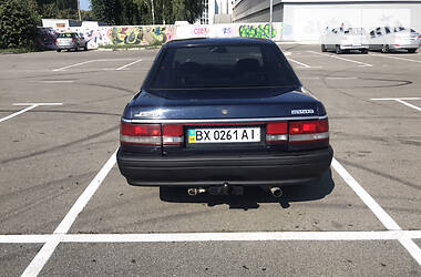 Седан Mazda 626 1992 в Киеве