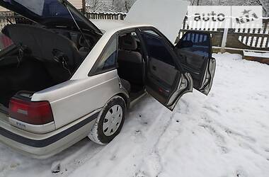 Хетчбек Mazda 626 1991 в Долині