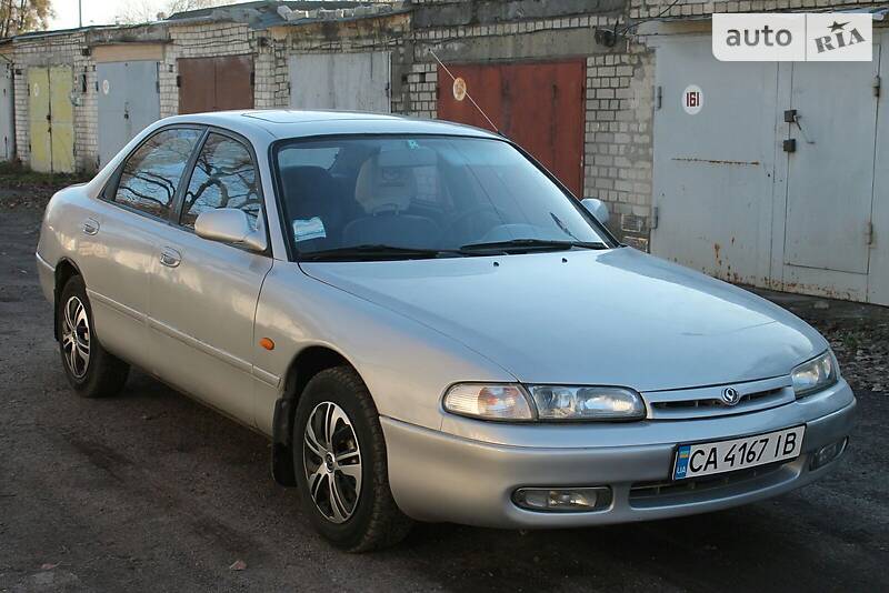 Седан Mazda 626 1994 в Черкассах