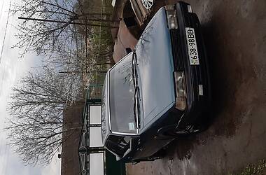 Седан Mazda 626 1985 в Буске