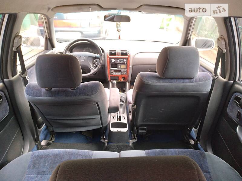 Универсал Mazda 626 1999 в Мукачево