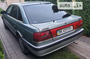 Хэтчбек Mazda 626 1990 в Дубно