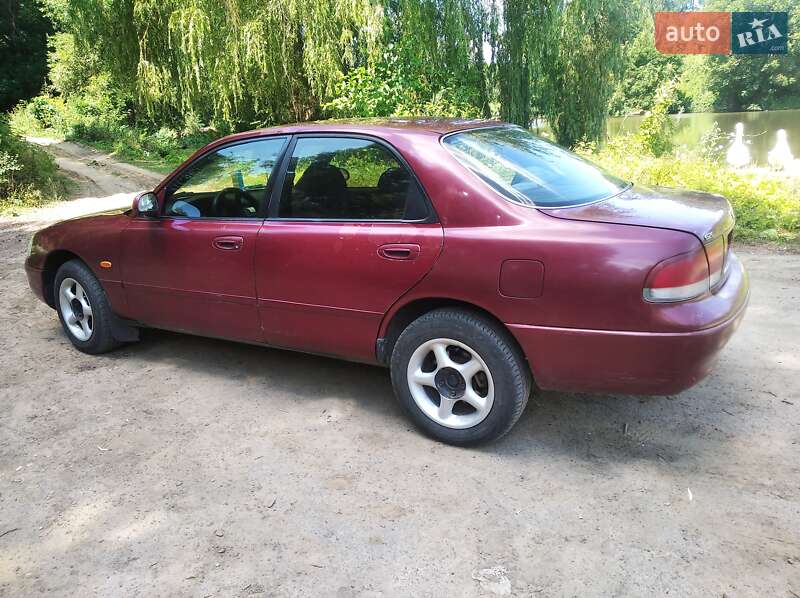 Седан Mazda 626 1996 в Тыврове