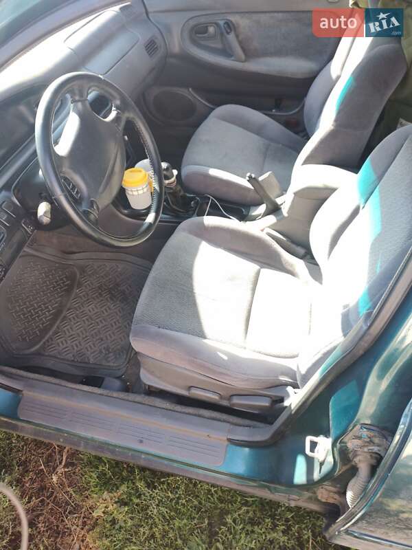 Седан Mazda 626 1996 в Баштанке