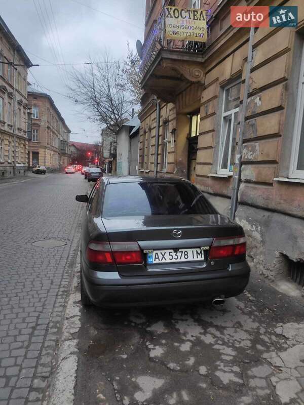 Седан Mazda 626 1998 в 