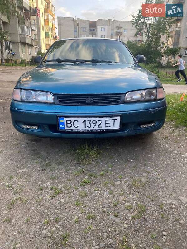 Седан Mazda 626 1994 в Стрию