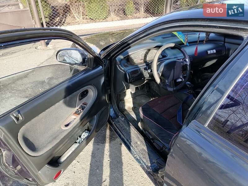 Хэтчбек Mazda 626 1994 в Гадяче