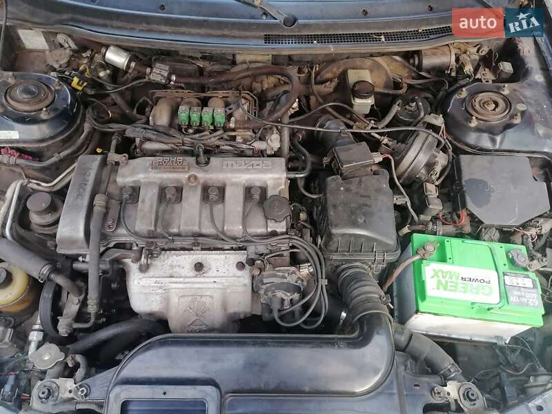 Хэтчбек Mazda 626 1994 в Гадяче