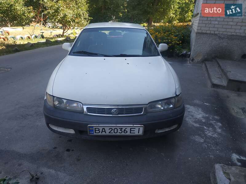 Хэтчбек Mazda 626 1995 в Светловодске