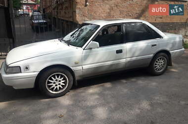 Седан Mazda 626 1989 в Кропивницком