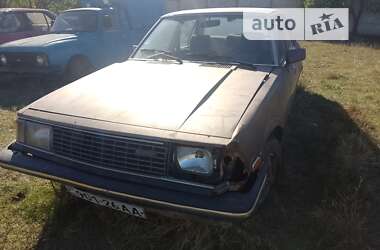 Седан Mazda 626 1980 в 