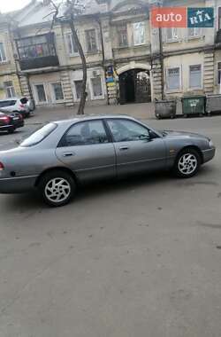 Седан Mazda 626 1993 в 