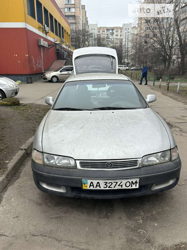 Хэтчбек Mazda 626 1992 в Киеве