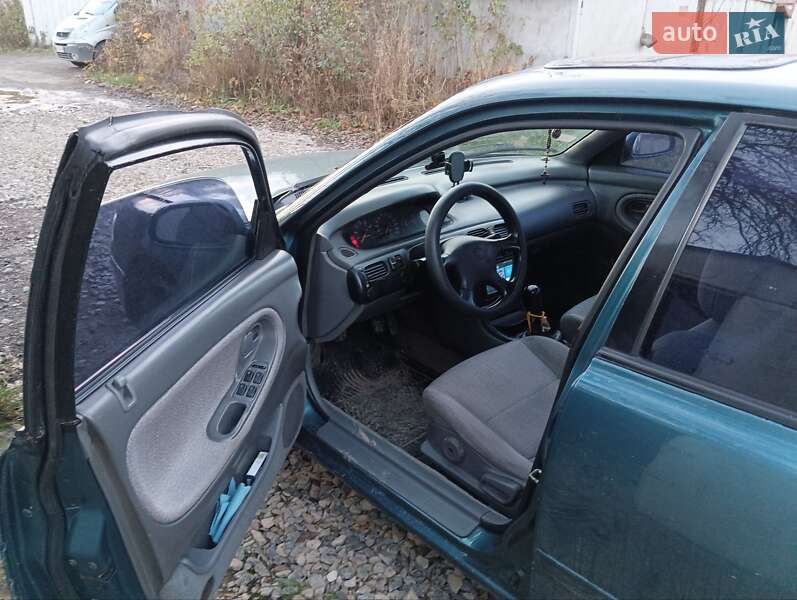 Седан Mazda 626 1995 в Ивано-Франковске