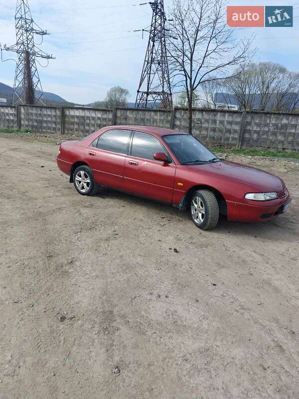Седан Mazda 626 1992 в Ужгороде