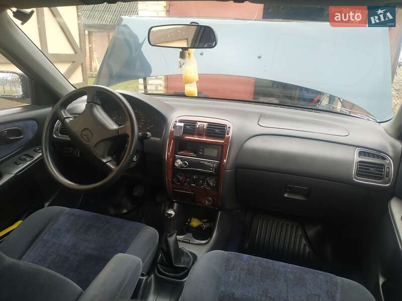 Хэтчбек Mazda 626 1998 в Луцке