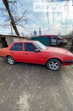 Седан Mazda 626 1985 в Калиновке