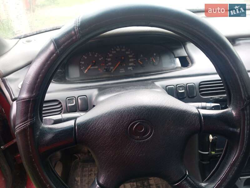 Хетчбек Mazda 626 1992 в Золотоноші