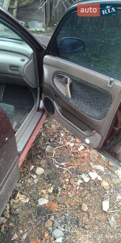 Седан Mazda 626 1993 в Ромнах фото 10 Седан Mazda 626 1993 в Ромнах