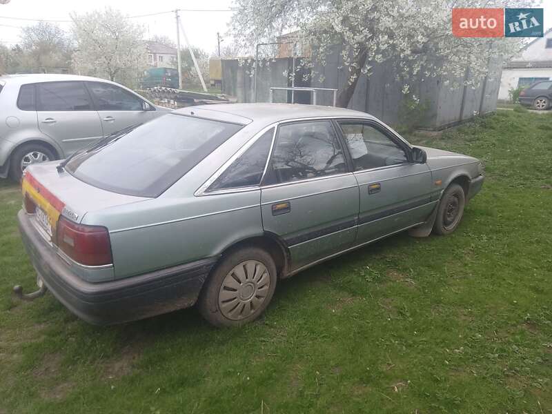 Хэтчбек Mazda 626 1988 в Владимире