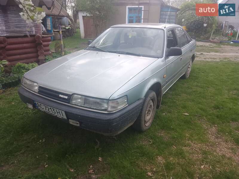 Хэтчбек Mazda 626 1988 в Владимире